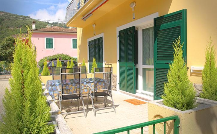 Appartamento L'Onda - 1 Via Provinciale Феццано Экстерьер фото